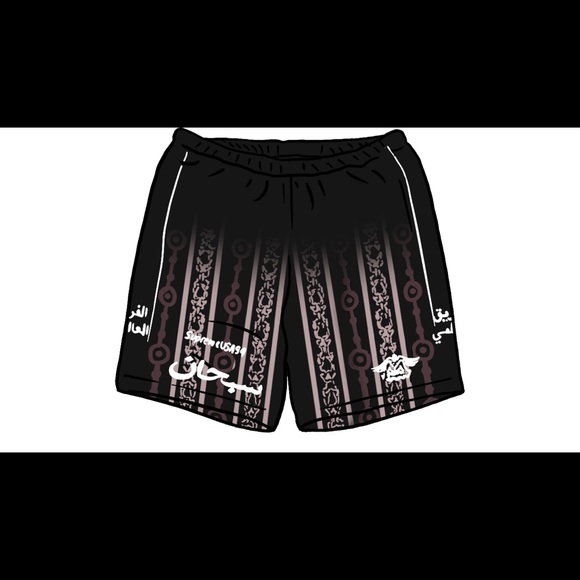 OUT OF STOCK EVERYWHERE supreme black shorts. BRAND NEW - Picture 1 of 1